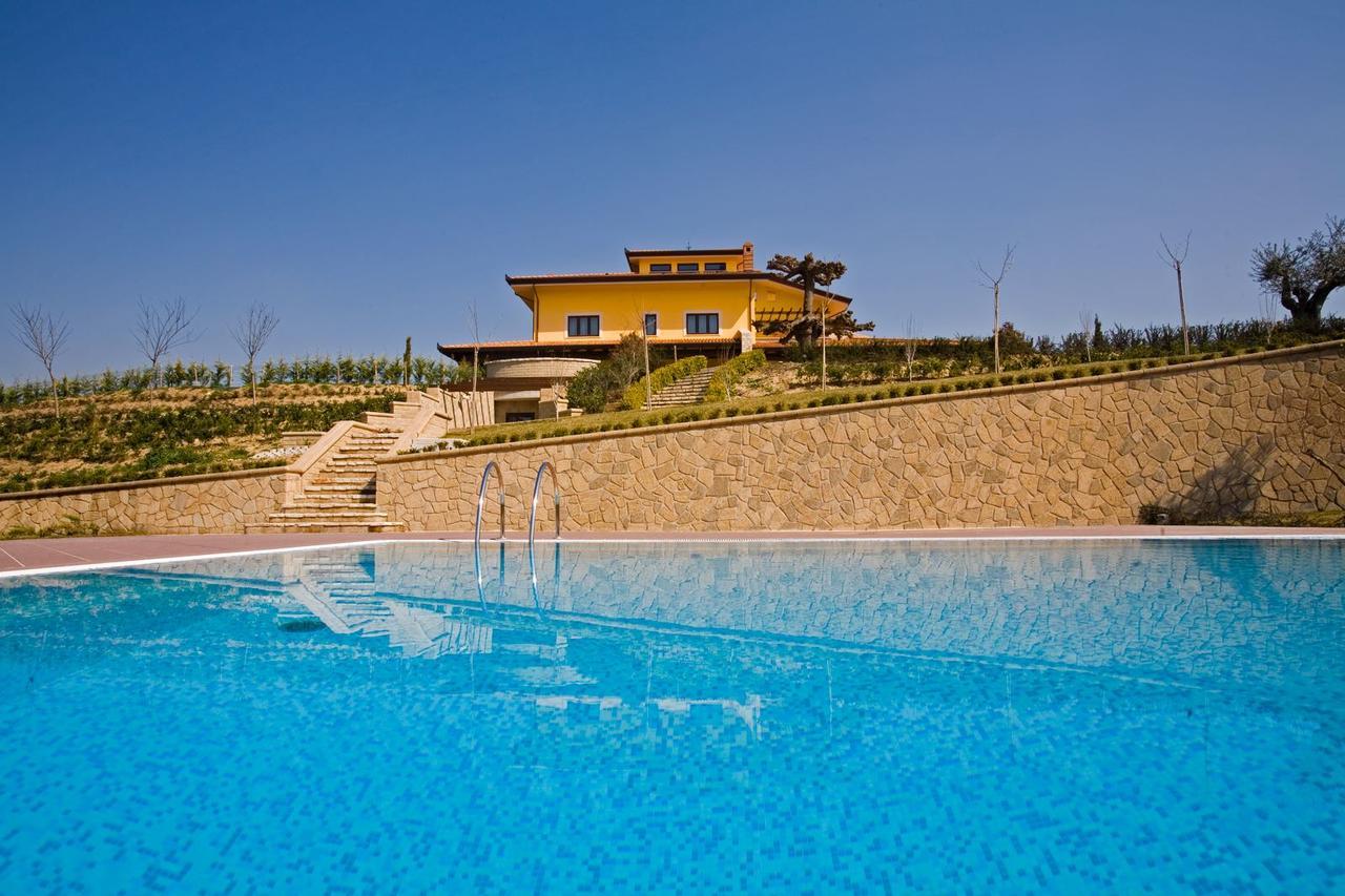 Radici Resort Mirabella Eclano Экстерьер фото